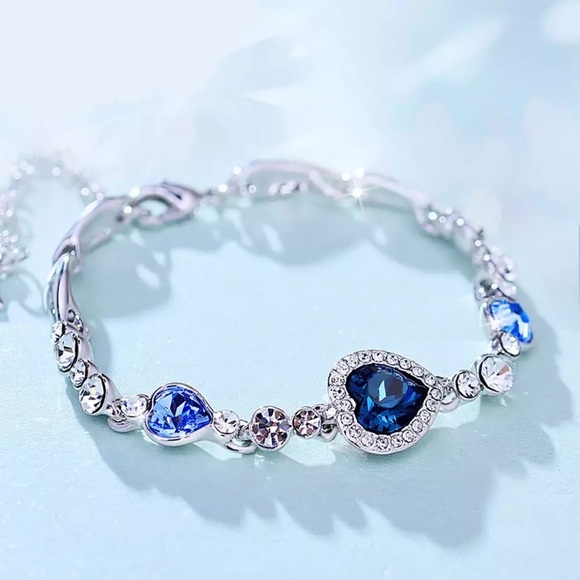 Jewelry - NWT Blue sapphire with diamonds bracelet